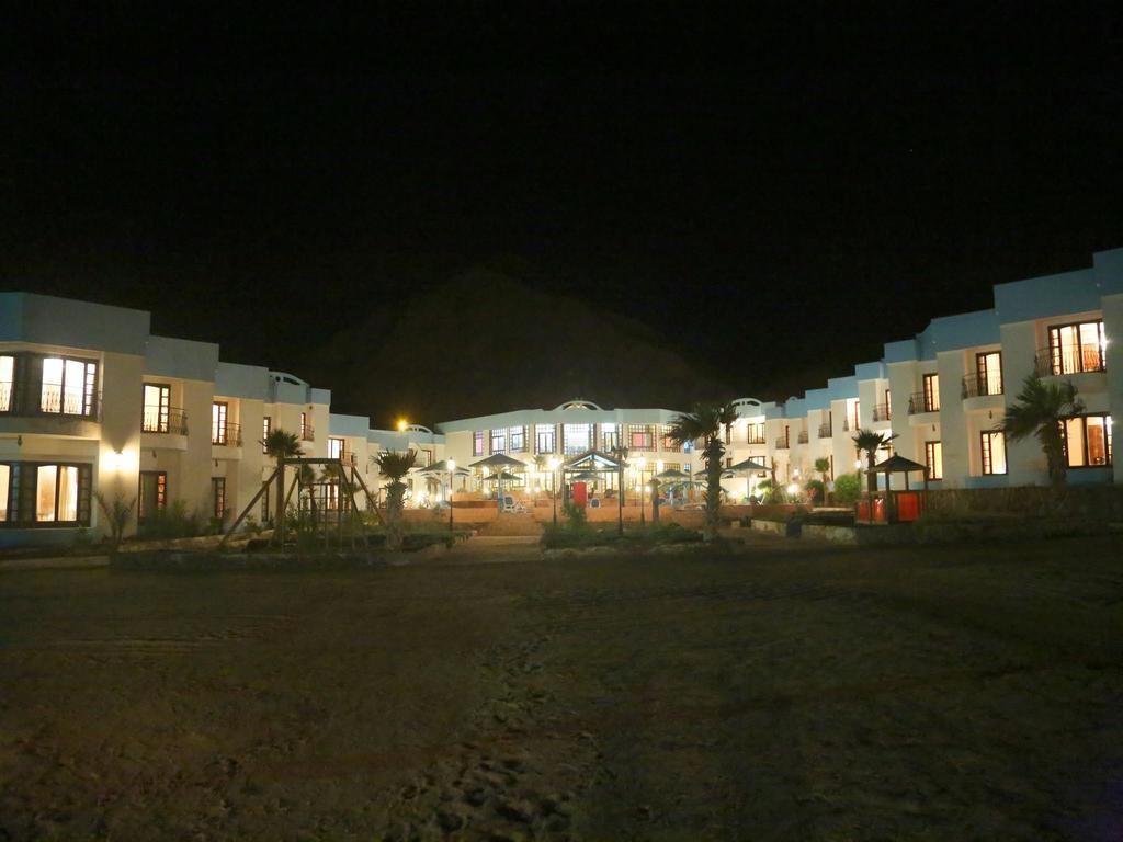 Miami Beach Hotel Dahab Exterior photo