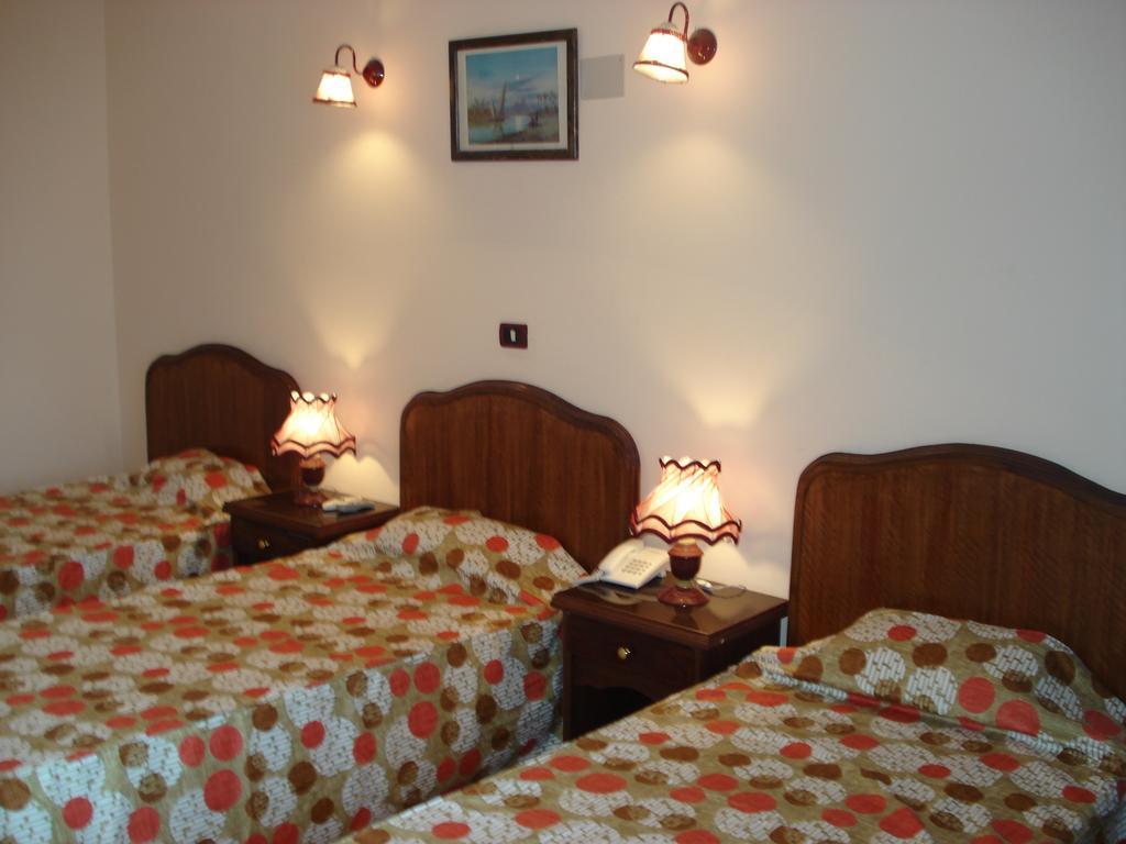 Miami Beach Hotel Dahab Room photo